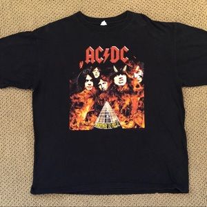 AC⚡️DC Men’s X-Large Tee